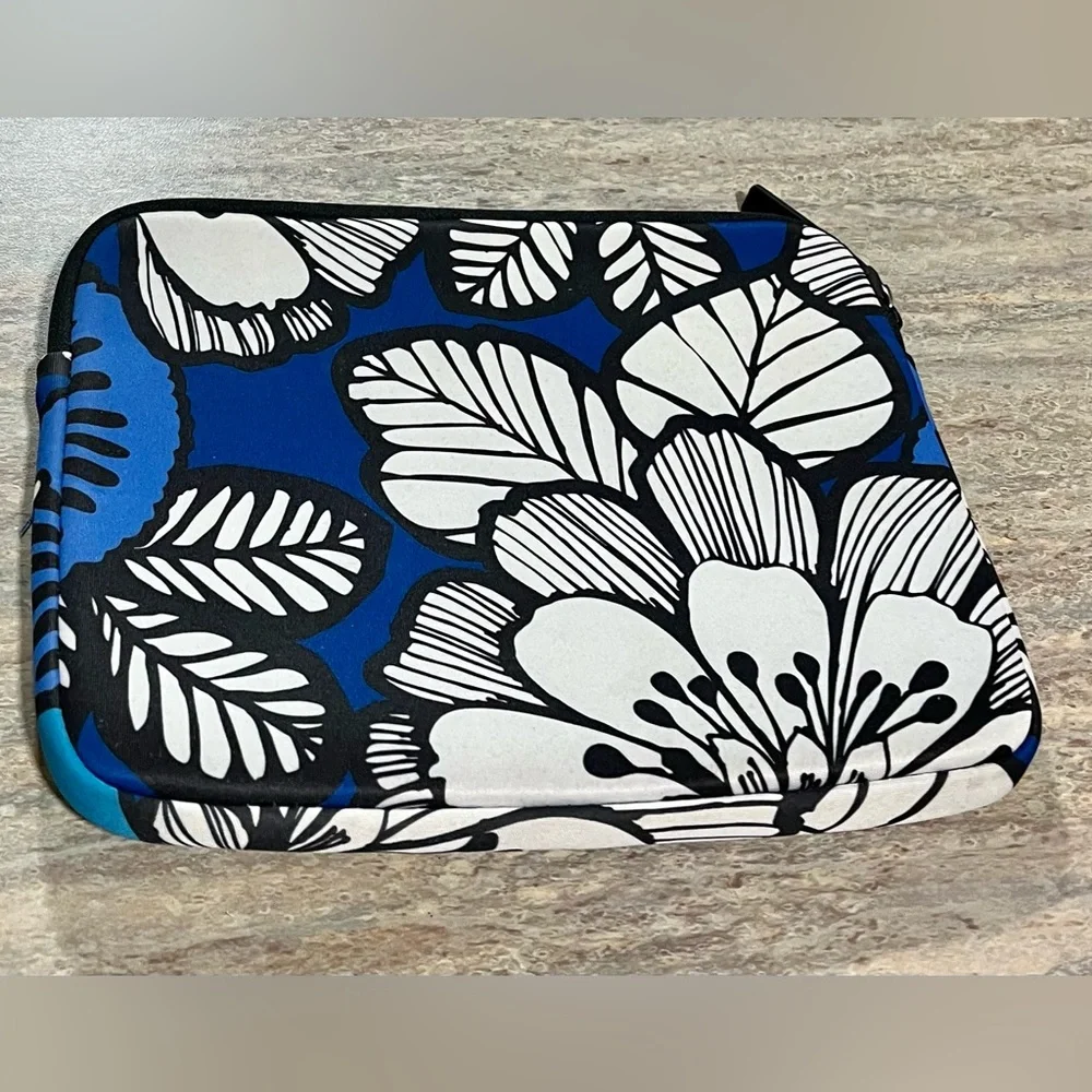 Vera Bradley tablet sleeve